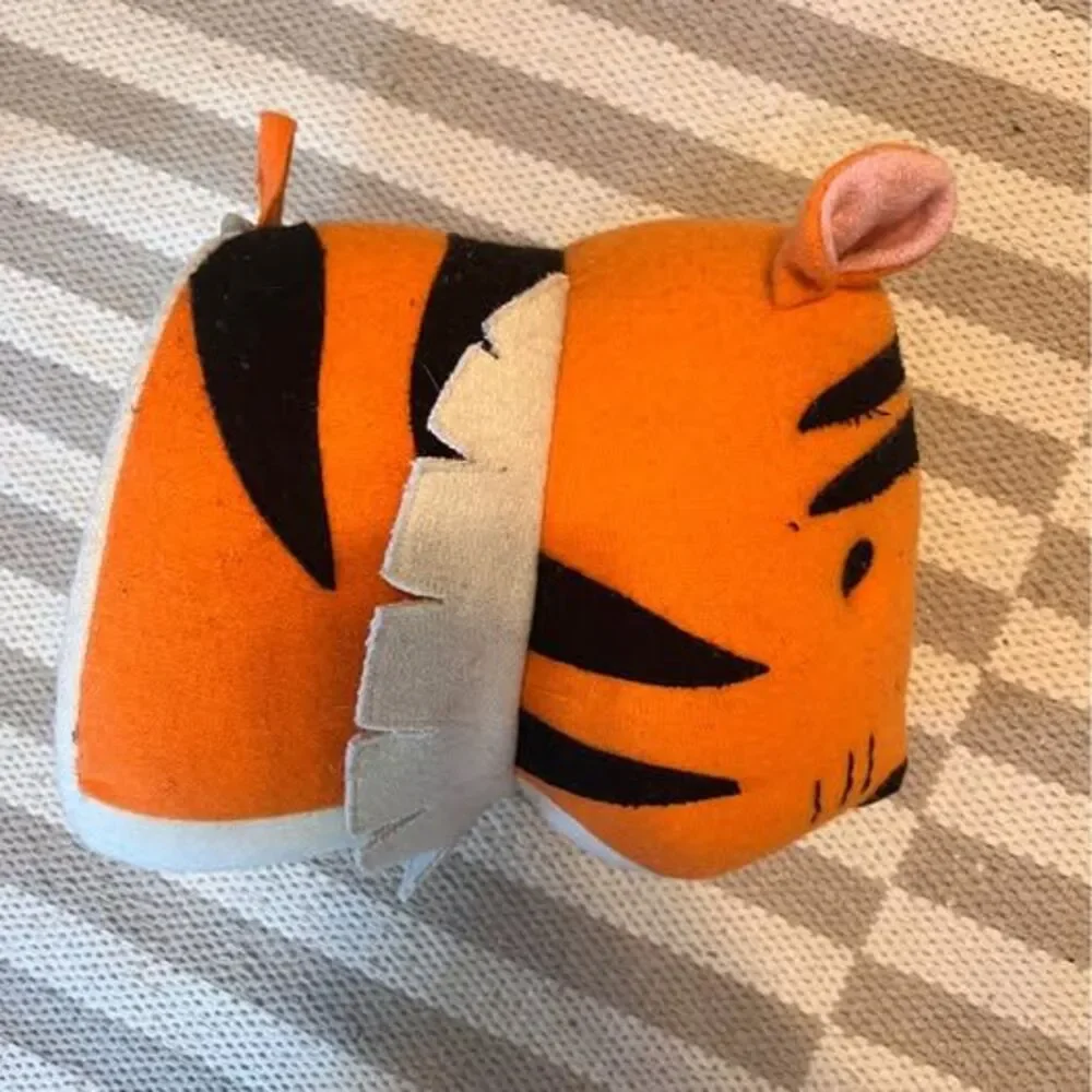 Felt Animal Head Set Wall Decor - tiger, panda bear, shark